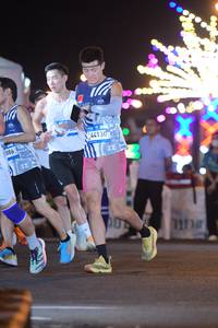 BIB: 1886, 44130
                            <button type="button" onclick="openModal(22992810)" class="btn btn-primary btn-sm float-right btn-popup" data-toggle="modal" data-target=".modal-high-quality">
                        <i class="fas fa-shopping-cart"></i> Add to Cart
                    </button>
                                            <button type="button" onclick="isThisMe(22992810, true)" class="btn btn-success btn-sm float-right btn-popup btn-isme hidden" data-toggle="tooltip" data-placement="bottom" title="นี่คือรูปของคุณใช่ไหม คลิกที่นี่เพื่อเอาเข้าอัลบั้ม">
                        <i class="fas fa-plus"></i> Add to album
                    </button>
                    <button type="button" onclick="isThisMe(22992810, false)" class="btn btn-warning btn-sm float-right btn-popup btn-isnotme hidden">
                        <i class="fas fa-ban"></i> Remove from album
                    </button>